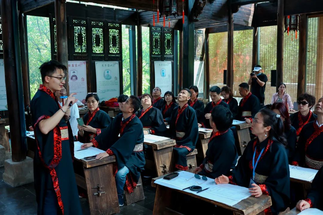 完美游学福利之“青岛时尚学习之旅”