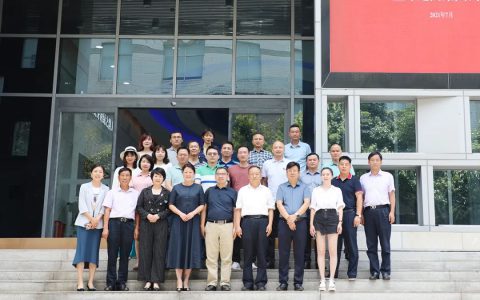 致公党湖南省委会专职副主委向佐谊一行莅临绿之韵集团调研