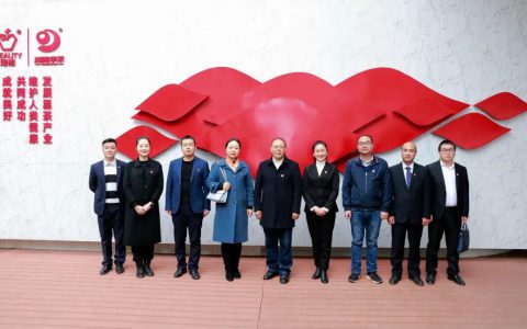 云南省工商联非公经济组织党委领导莅临理想科技集团有限公司考核党建工作