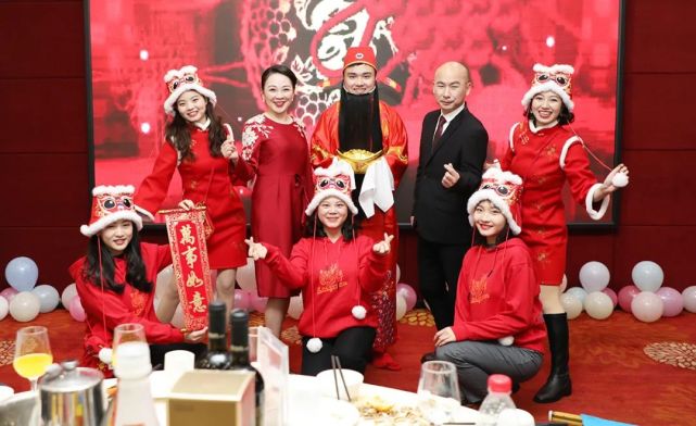 绿之韵集团2021年度总结表彰大会暨新春团拜会举行