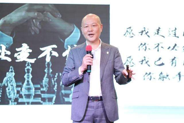 绿之韵集团2021年度总结表彰大会暨新春团拜会举行