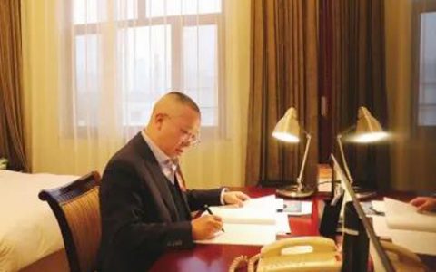 回馈社会 胡国安与绿之韵：“为爱长跑”19年