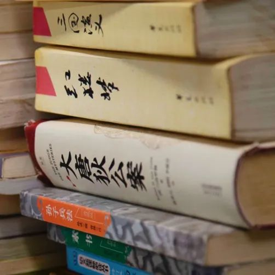 完美（中国）有限公司团委组织开展捐赠图书活动