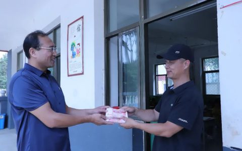 金木慈善基金会爱心捐赠，情暖定州姜钮庄小学