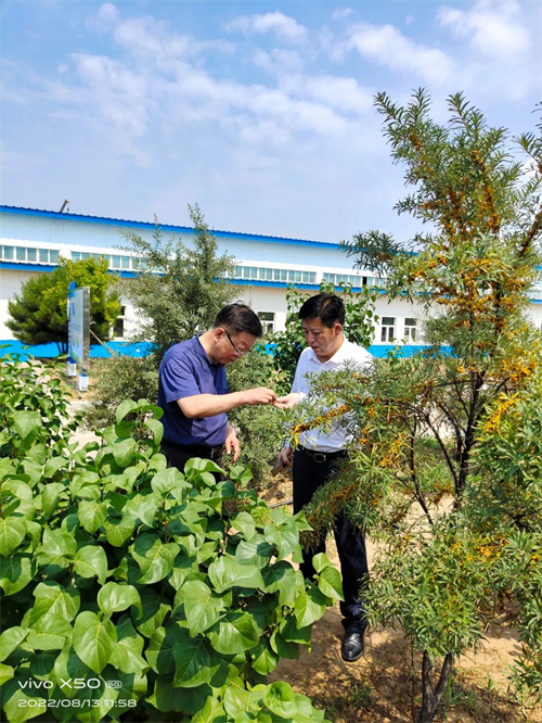 辽宁省政协副主席李晓安莅临宇航人参观指导