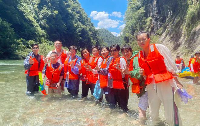 带着梦想去旅行 | 2022绿之韵市场精英张家界旅游研讨会圆满收官