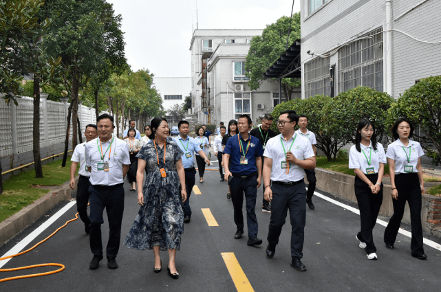 绿之韵集团董事、总裁劳嘉一行莅临茶旅集团考察交流