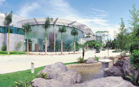 安利携手京东物流 首批氢能源卡车投入运营