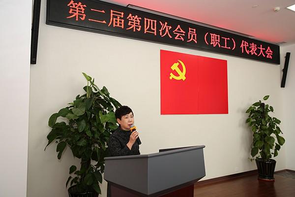 康婷刘小兵：增强工会组织凝聚力和战斗力
