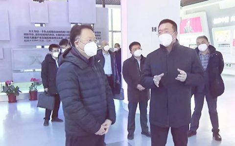 北辰区委书记倪斌一行到访天士力考察调研