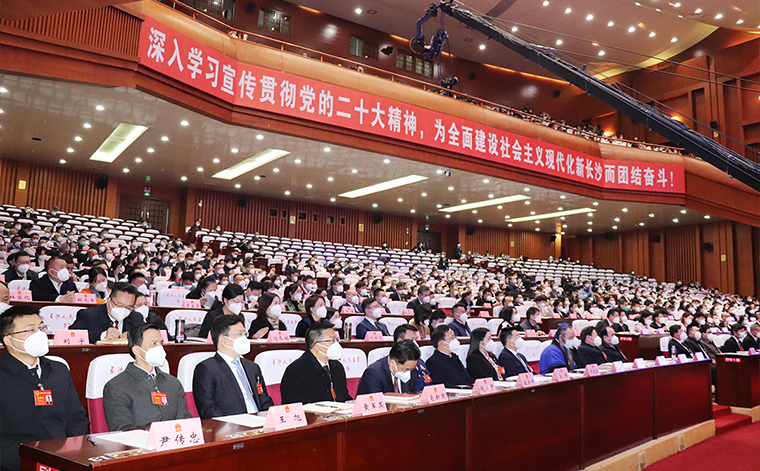 绿之韵 | 胡国安代表出席长沙市第十六届人民代表大会第二次会议，议案引多方媒体聚焦报道