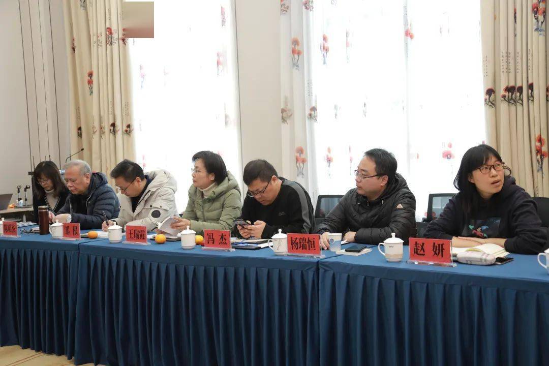 安惠和上海市农业科学院食用菌研究所召开对接交流会