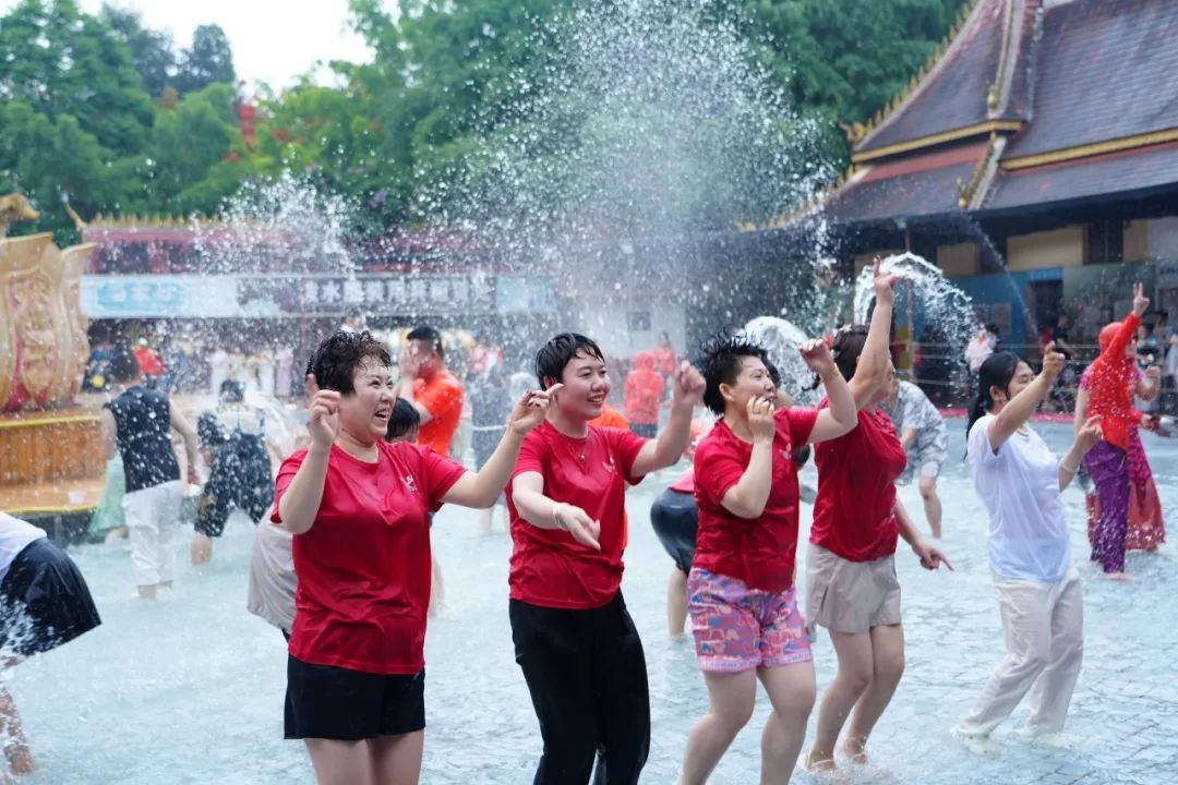 太阳神晟虹家园云南西双版纳旅游研讨会圆满结束