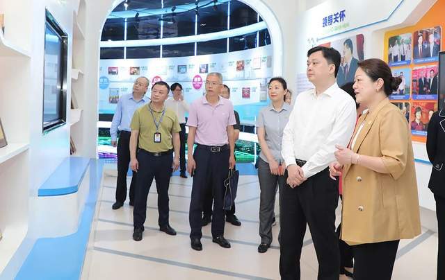 湖南省市场监督管理局党组成员廖健副局长一行莅临绿之韵专项调研