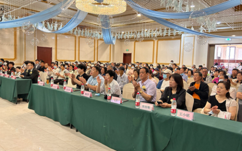 新时代健康科普公益巡讲活动走进辽宁凌源