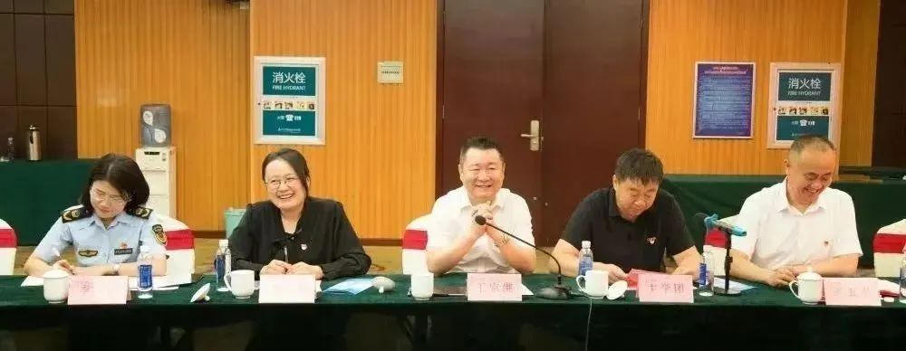 临沂市市场监管局与卫康党委联合开展主题党日活动