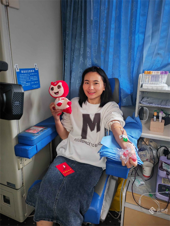 255人献血64400毫升！完美云南分公司开展无偿献血活动