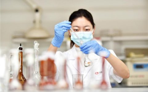 质量立企，良药为民｜以岭药业荣获“河北省政府质量奖”