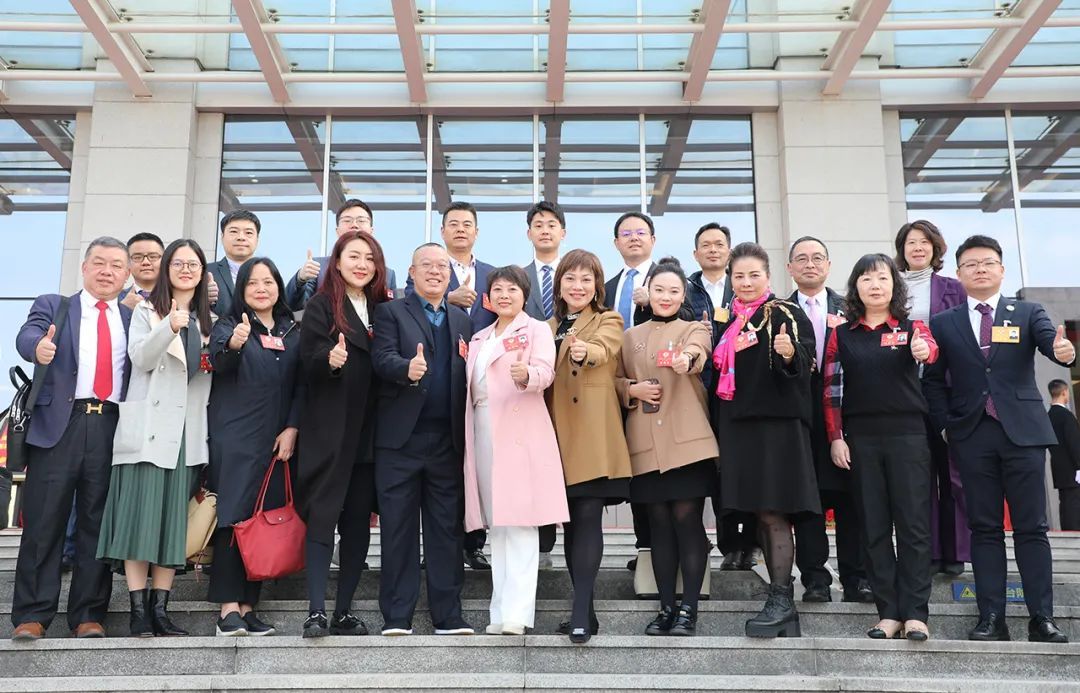 绿之韵胡国安代表出席长沙市第十六届人民代表大会第四次会议