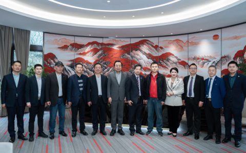 全国人大代表、民建中央对外联络委员会主任李晓林一行莅临富迪参观考察