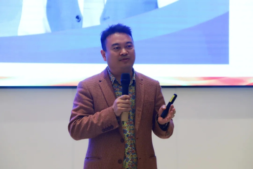 福能源圣天系统成都事业说明会在成都举行