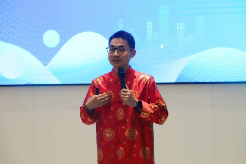 福能源圣天系统成都事业说明会在成都举行