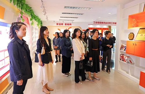 湖南大学工商管理学院EDP中心企业参访走进绿之韵集团