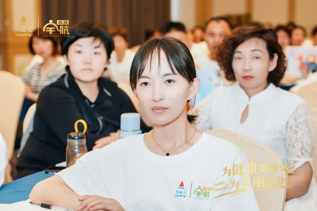 宇航人第四期美容护肤专业班在郑州圆满结课
