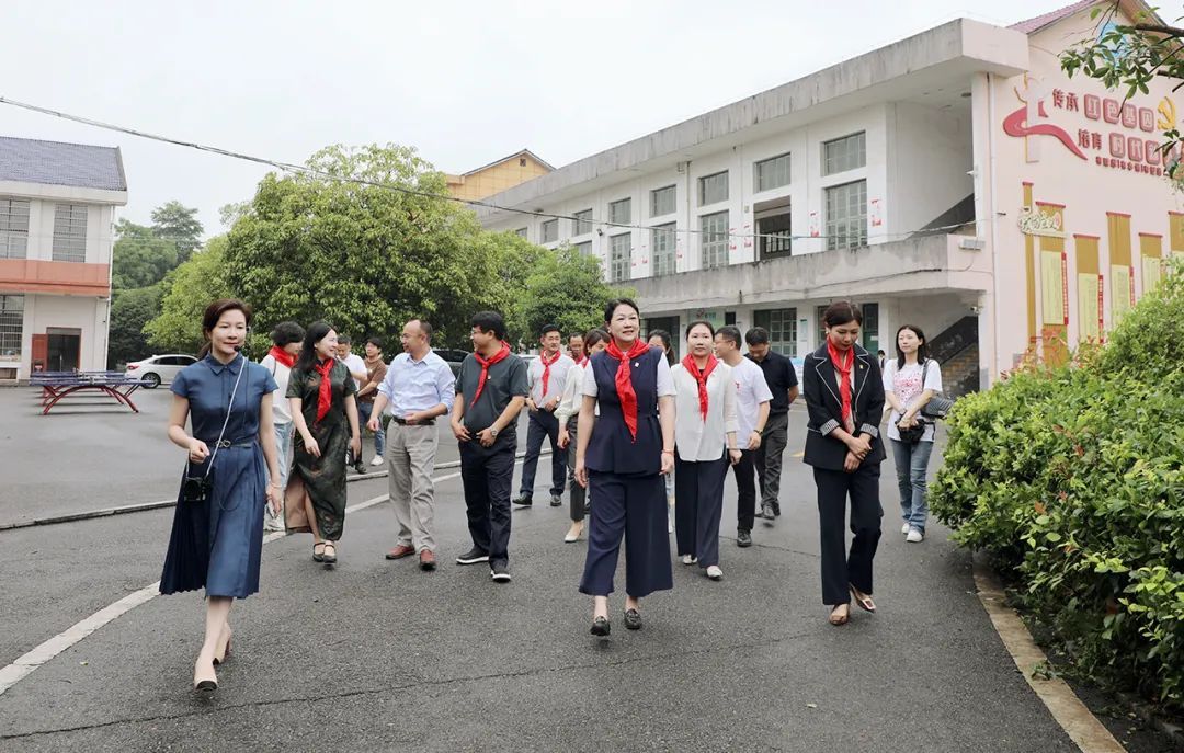 2024年“绿韵圆梦”助学行动走进浏阳扬眉中学