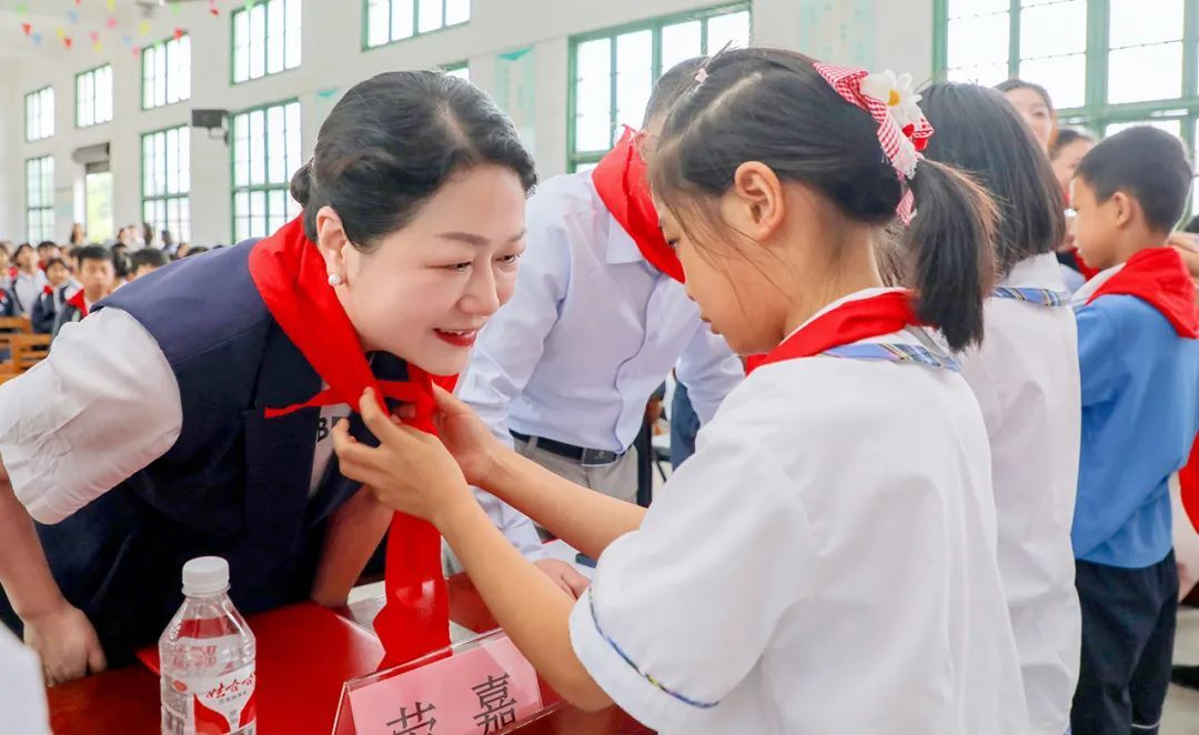 2024年“绿韵圆梦”助学行动走进浏阳扬眉中学