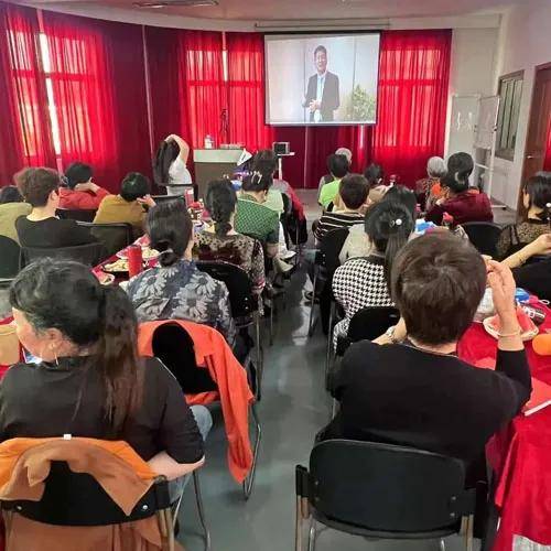 献礼三十周年 1314完美健康节成功举行