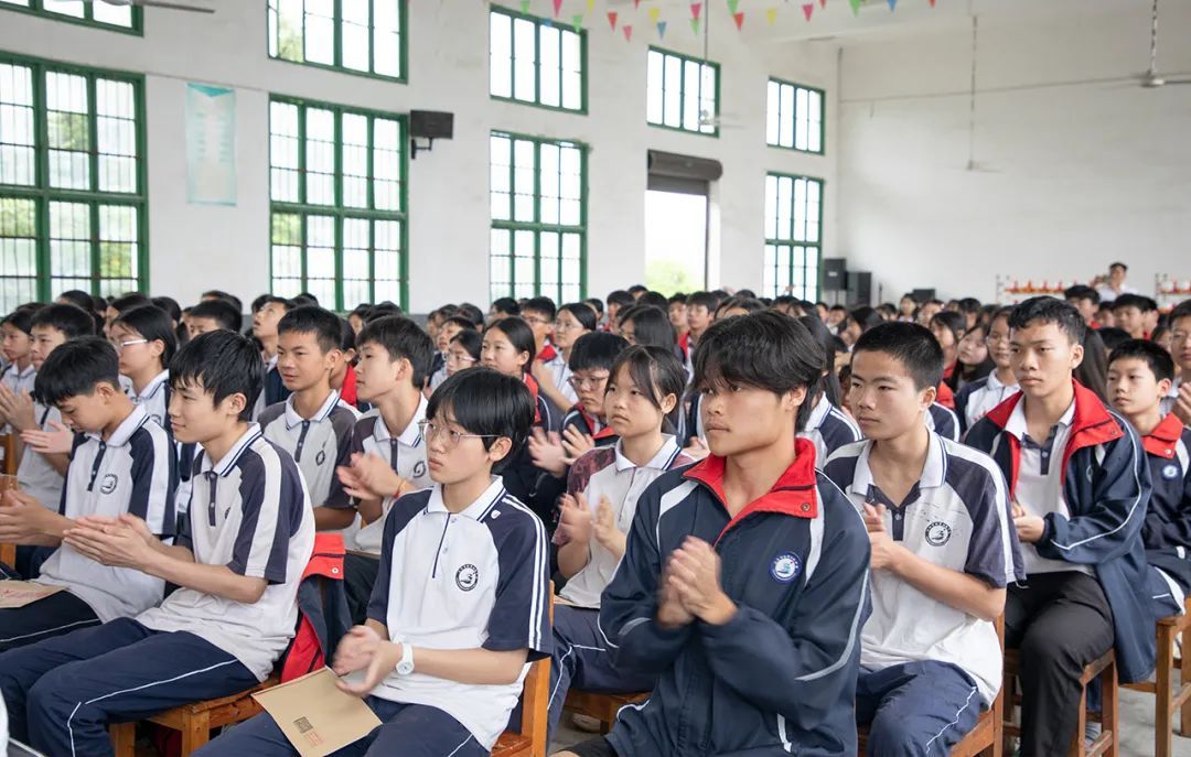 2024年“绿韵圆梦”助学行动走进浏阳扬眉中学