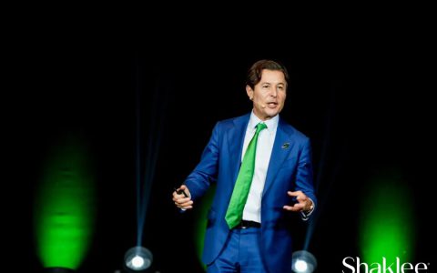 嘉康利 全球视野下的社群出奇