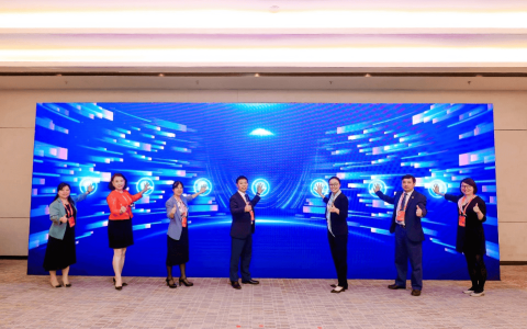 持续推动代餐行业规范发展 康宝莱参与编写并发布《中国营养代餐食品研究报告》