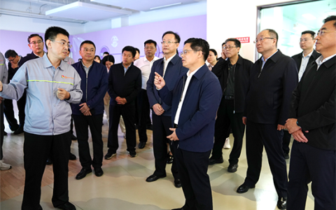 国家药品监督管理局副局长雷平对烟台新时代健康产业日化有限公司开展调研