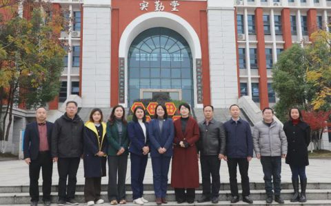 绿之韵联合浏阳经开区政协委员工作室开展爱心助学书香满园活动