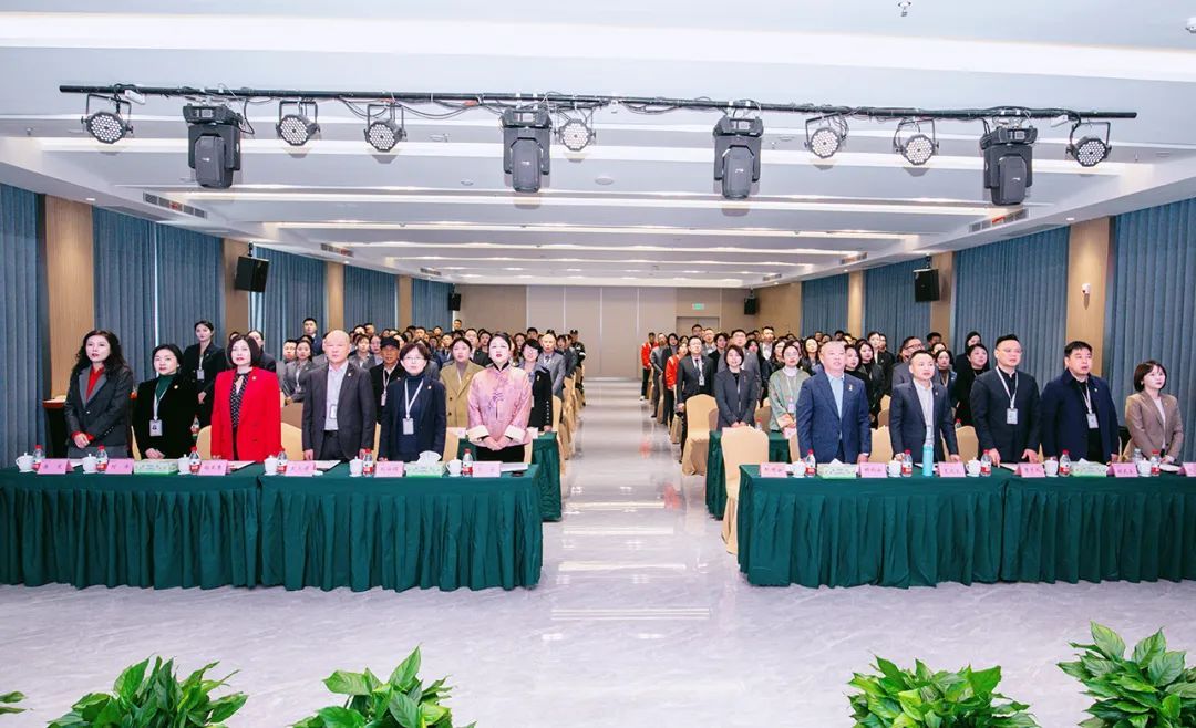 绿之韵集团2024年终总结表彰暨新春团拜会圆满举行