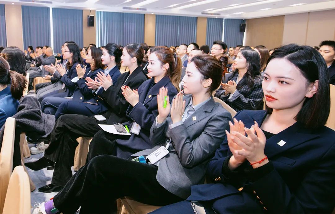 绿之韵集团2024年终总结表彰暨新春团拜会圆满举行