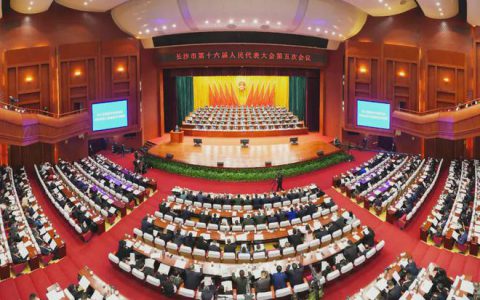 绿之韵胡国安代表出席长沙市人大第五次会议，建议引多方媒体聚焦报道
