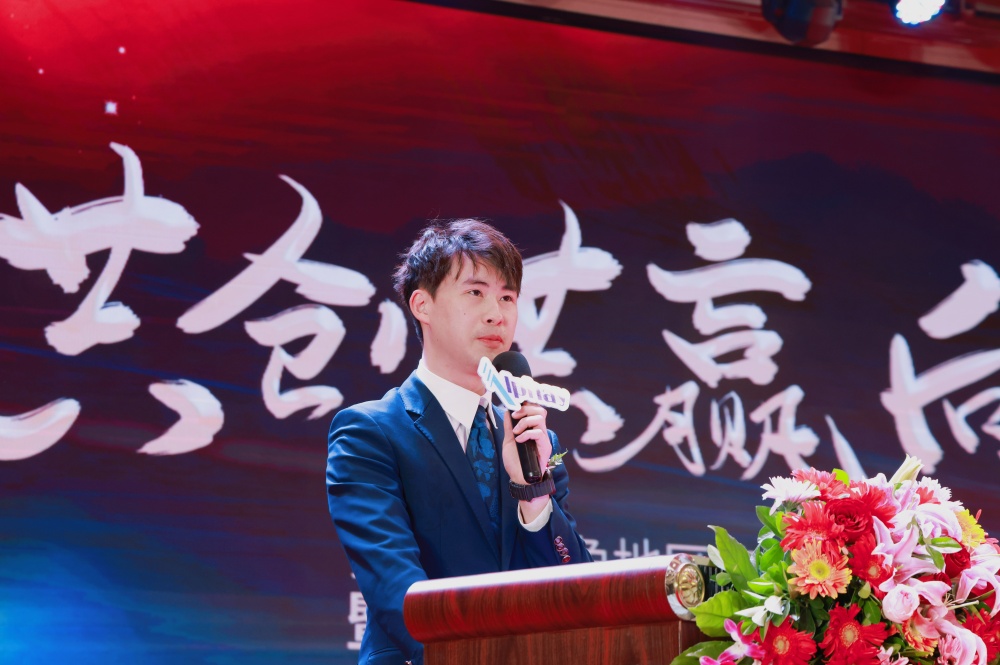 图片关键词