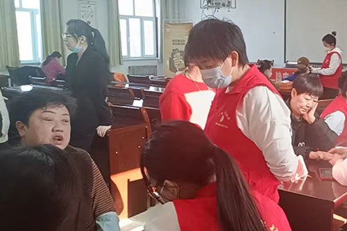 科普|新时代健康中国志愿服务行动走进塔城