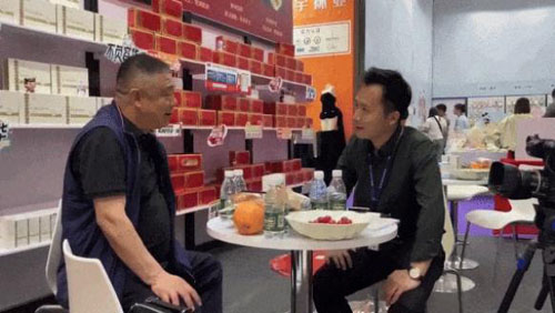 双迪焕龄小红瓶亮相第20届国际品牌内衣展