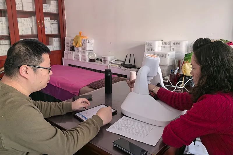 助力提升健康认知，新时代山东分公司举办骨干训及健康监测活动