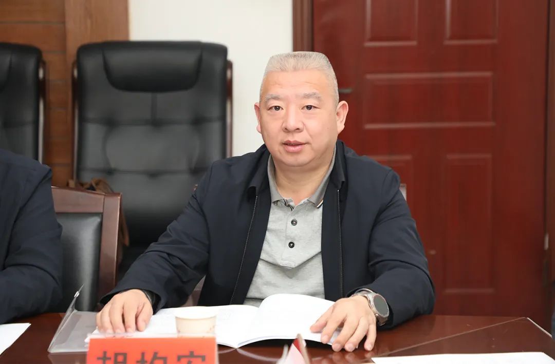 绿之韵胡均安常务副总裁当选安化县圆梦教育基金会第二届理事会理事