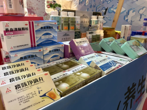 天士力亮相海棠花节 小长假成新晋网红打卡地