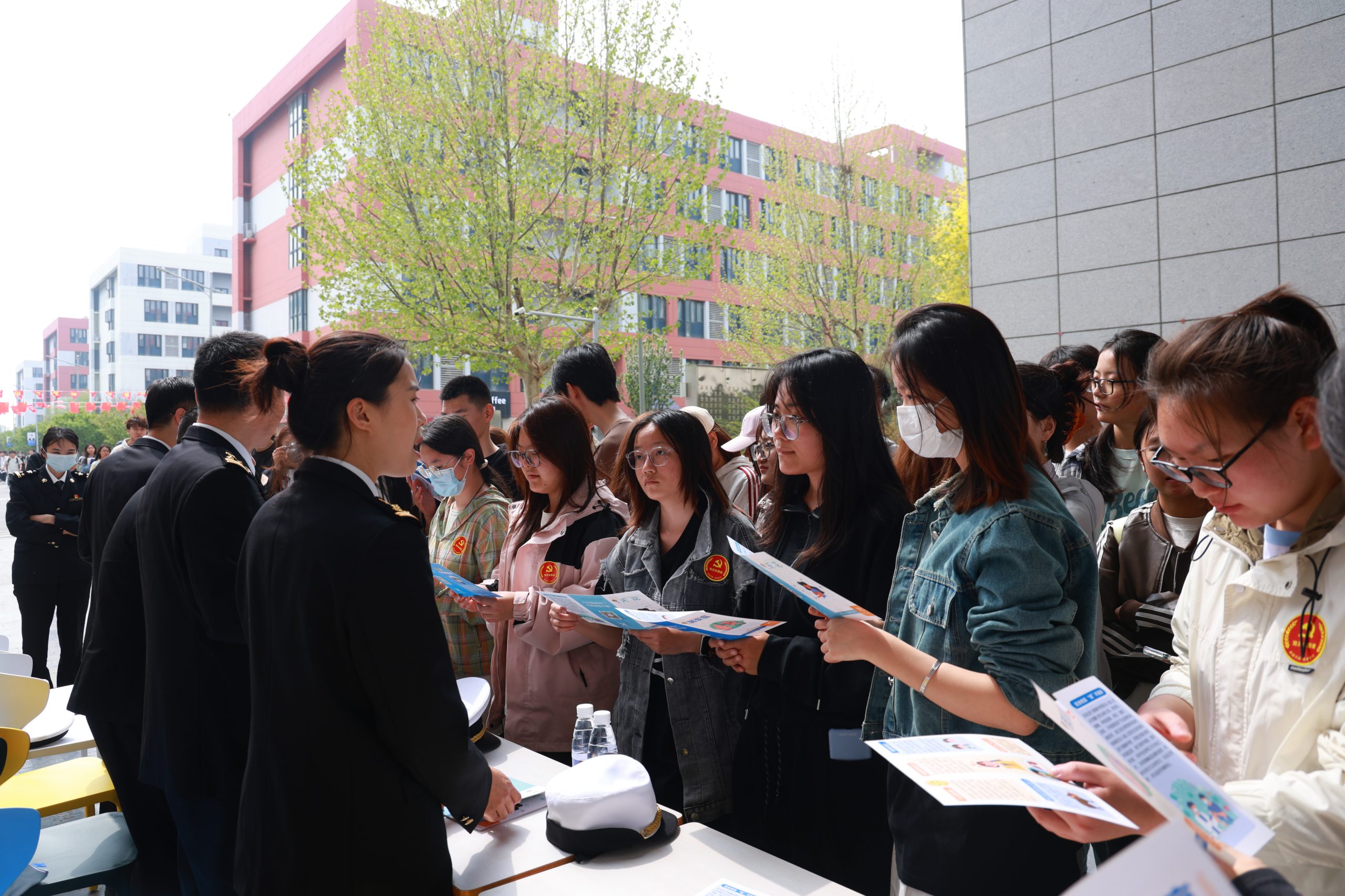 协同共进，筑牢国家安全防线——天狮集团党委携多方开展全民国家安全教育日活动成果丰硕