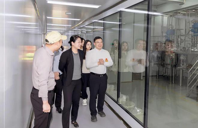 绿之韵与杉海创新签订战略合作，开启超分子DES精准护肤新时代