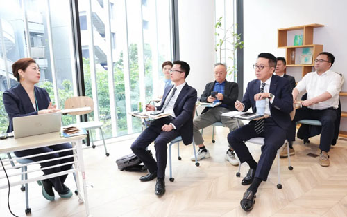 绿叶董事长徐建成带队考察日本化妆品市场