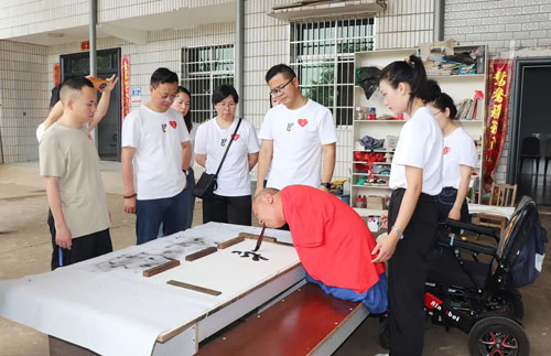 绿之韵幸福国际孤残青少年成长关爱行动举行