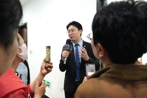 市场一部再率300名精英聚首金科伟业总部